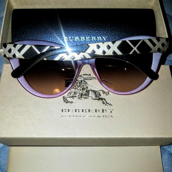 Burberry Sunglasses Cat Eyes Frame New Authentic - Picture 5 of 7